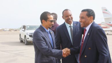 كامل ادريس 1 - زيارة مفاجئة لرئيس الوزراء إلى مطار بورتسودان وتوجيهات عاجلة