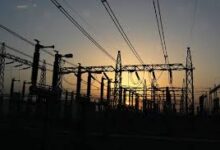 كهرباء - بدء أعمال إصلاح أعطال محطة كهرباء تندلتي عقب استهدافها بمسيرات تابعة للدعم السريع