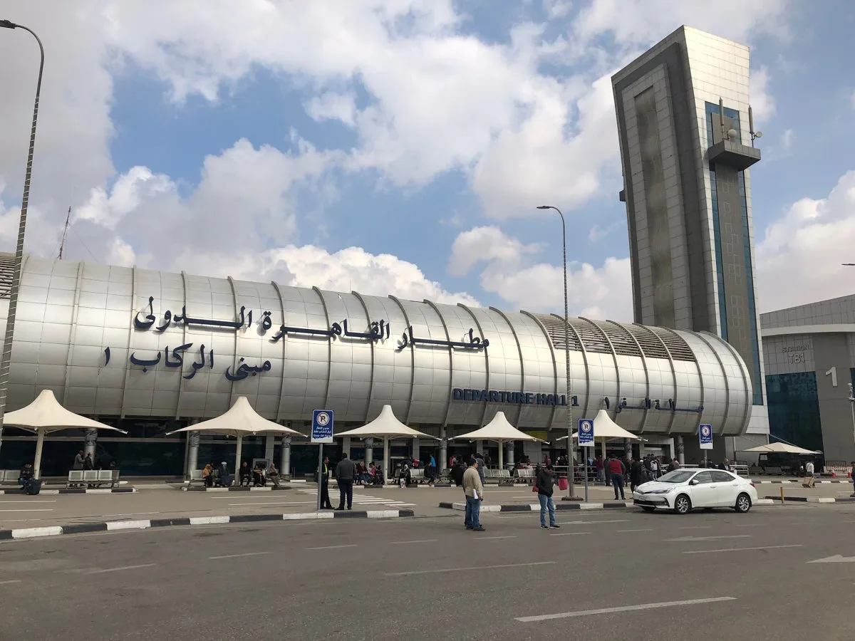 مطار القاهرة الدولي