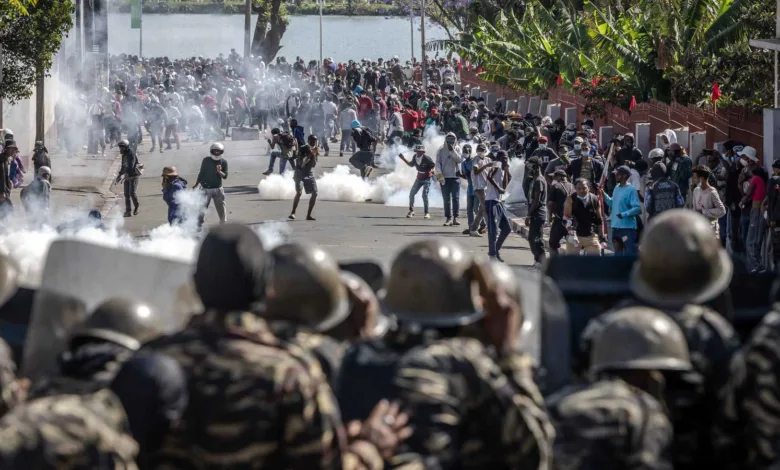 انقلاب عسكري في مدغشقر و فرار الرئيس انقلاب مدغشقر 1