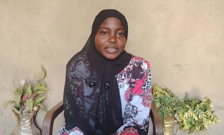 نبأ قمر موسى.. لاجئة سودانية تتحدى الظروف وتحصد التميز في امتحانات السودان نبأ قمر موسى - نبأ قمر موسى.. لاجئة سودانية تتحدى الظروف وتحصد التميز في امتحانات السودان
