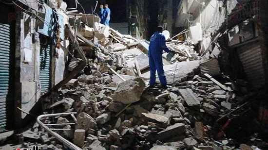 63702 عقار الإسكندرية المنهار 1