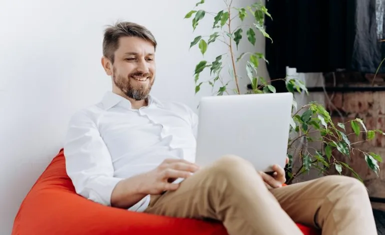 الجلوس المطوّل يهدد قلبك: أطعمة بسيطة تقلل المخاطر 92677 1709009040