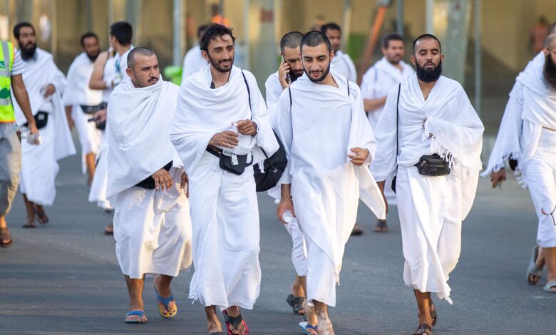 الخطوط السعودية تطلق «الإحرام الأبرد».. أول لباس ذكي لتبريد الحجاج أثناء أداء مناسك الحج والعمرة الإحرام الأبرد - الخطوط السعودية تطلق «الإحرام الأبرد».. أول لباس ذكي لتبريد الحجاج أثناء أداء مناسك الحج والعمرة