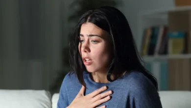 لماذا يزيد التوتر في الليل عند بعض الأشخاص؟ التوتر