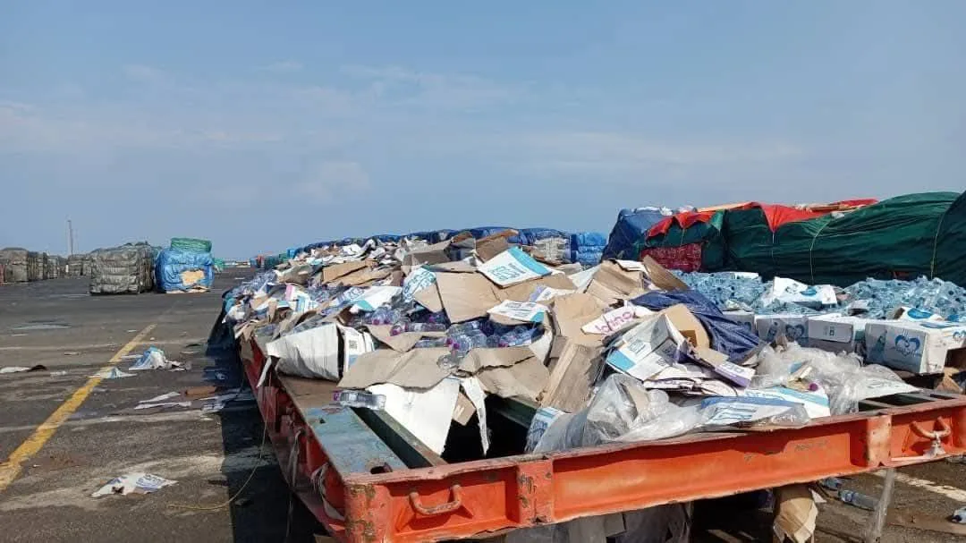 تلف وسرقات بضائع بميناء سواكن بعد أمطار غزيرة.. والتجار يطالبون بالتحقيق سواكن 2