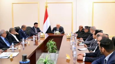 رئيس المجلس الرئاسي اليمني يعلن صلاحيته الكاملة لإنهاء مشاركة التحالف الإماراتي 2638864