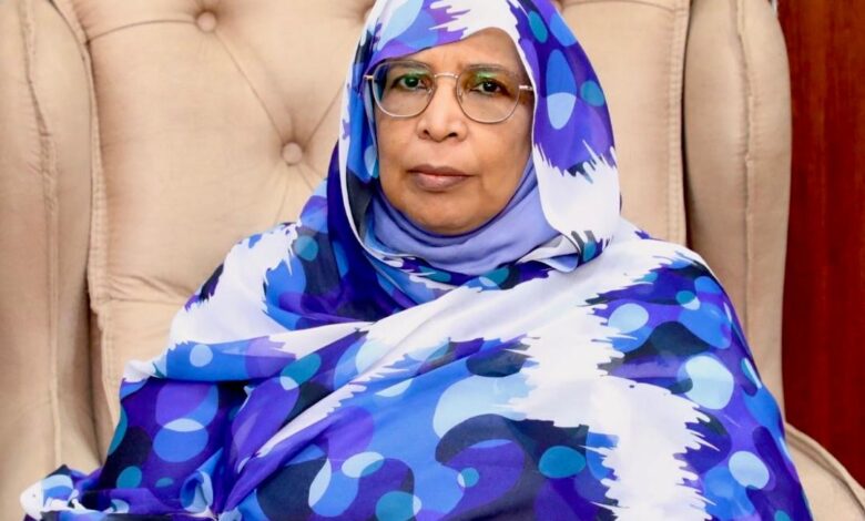 لمياء عبد الغفار: الأمانة العامة لمجلس الوزراء ستباشر أعمالها من الخرطوم قريباً G9CSOjkW4AAP5Be - لمياء عبد الغفار: الأمانة العامة لمجلس الوزراء ستباشر أعمالها من الخرطوم قريباً