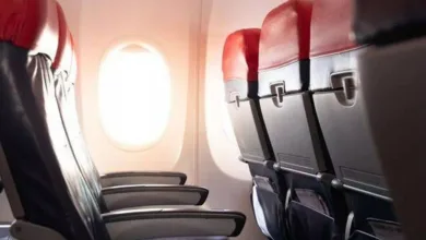 احجز في الجانب الأيمن من الطائرة لهذا السبب 5033150