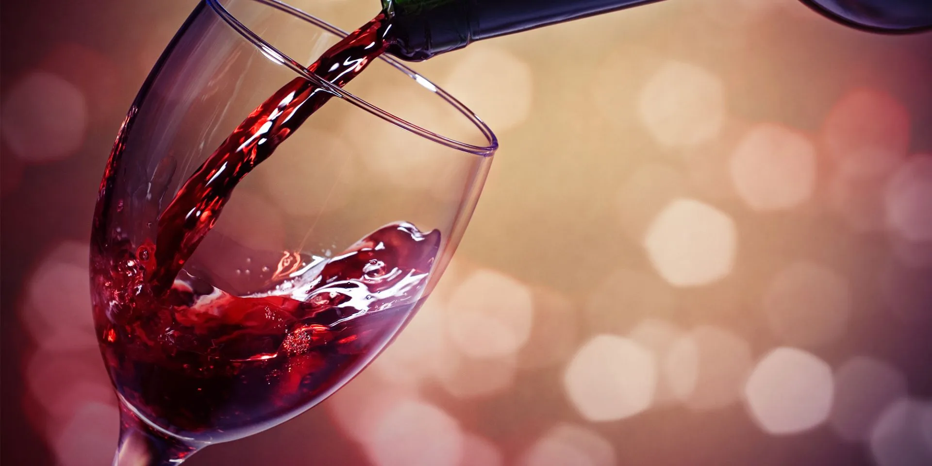 إقبال لافت على « النبيذ الإسلامي » في ينبع يثير الجدل النبيذ اللإسلامي