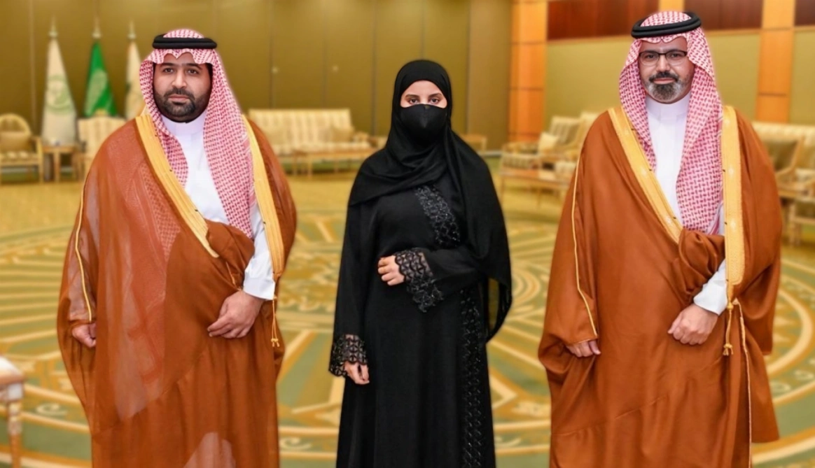 المرأة السعودية تصل السماء.. روان حمدي أول كابتن طيار من جازان روان حمدي