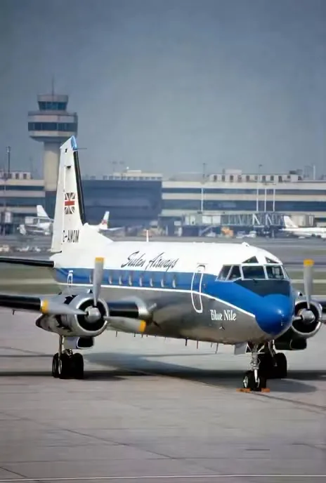 احتفل السودان بهبوط "سودانير" في لندن سنة 1959 اليوم نحتفل بوصولها مطار الخرطوم.. الحديث هنا ليس عن "سودانير" بل عن السو...