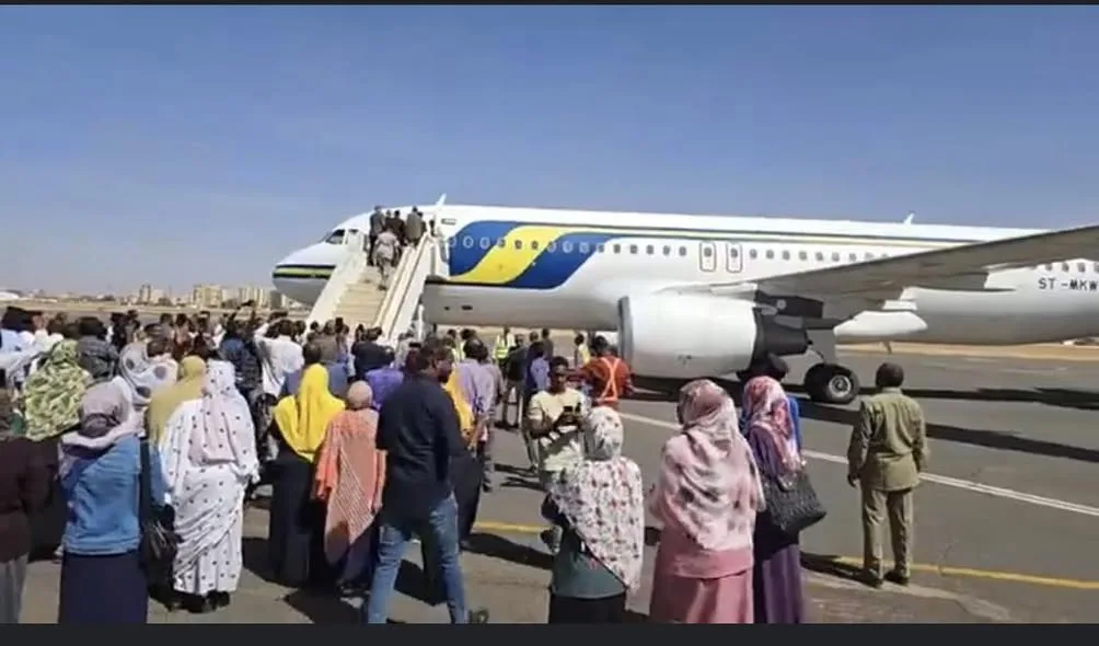 وصول “سودانير” إلى مطار الخرطوم.. عثمان ميرغني  أمس، الأحد الأول من فبراير 2026، هبطت طائرة تابعة للخطوط الجوية السوداني...
