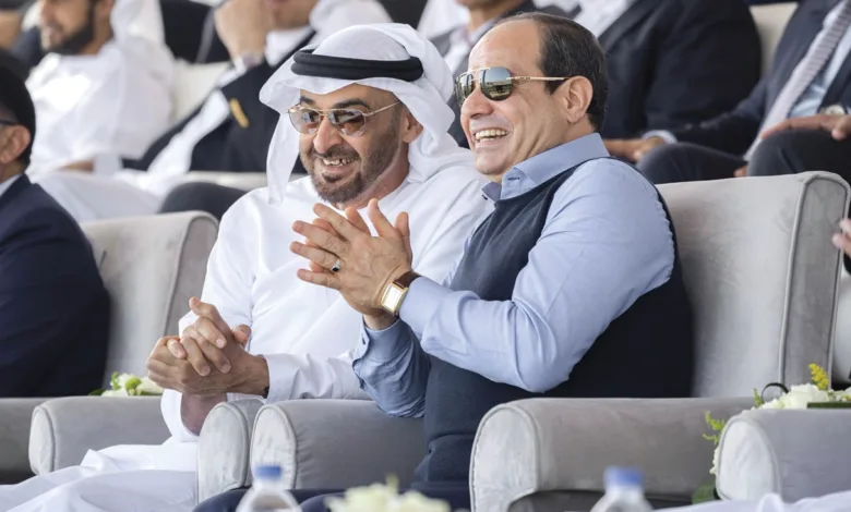 ماذا فعل الرئيس المصري في أبوظبي السيسي محمد بن زايد