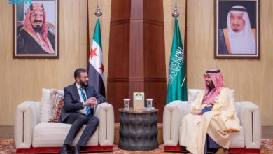 ولي العهد السعودي محمد بن سلمان والرئيس السوري أحمد الشرع