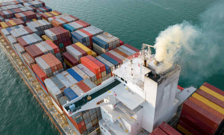 السعودية تعتمد ميناء الدمام للربط بدول الخليج ميناء الدمام في السعودية