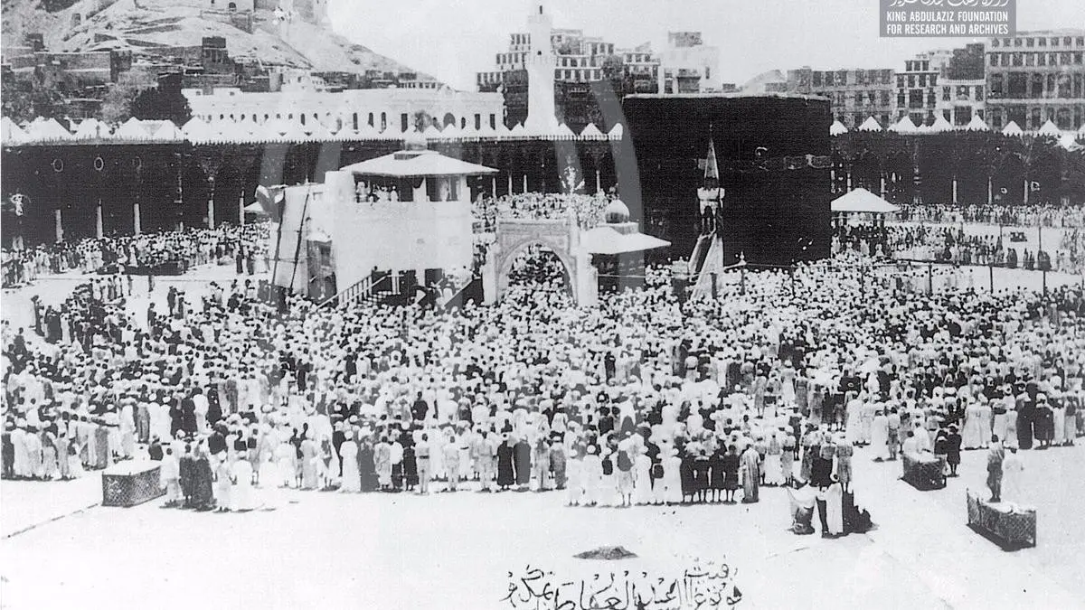 الحج زمان... صور نادرة توثق الحج في مكة قبل نحو 120 عاماً الحج زمان