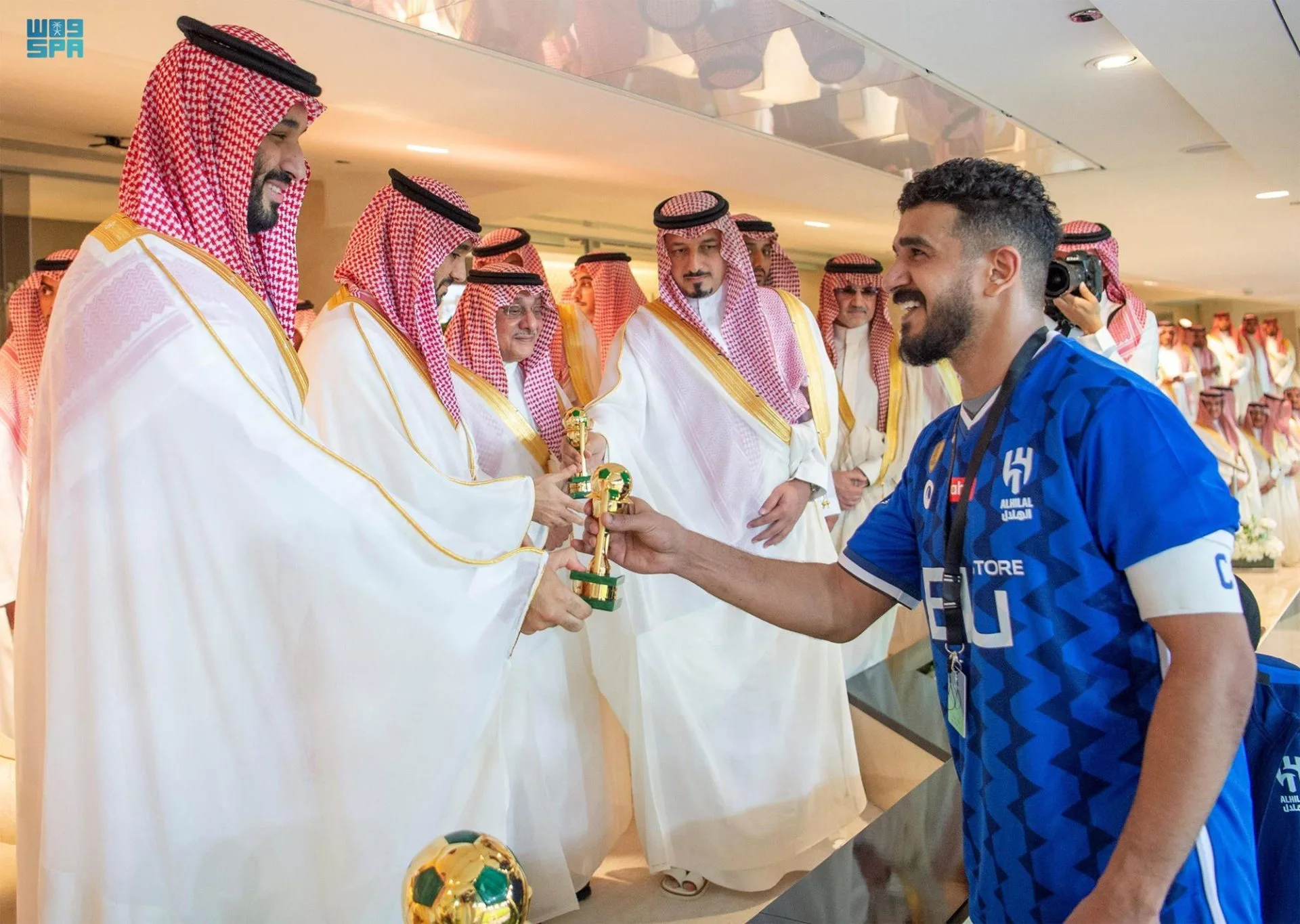 الهلال