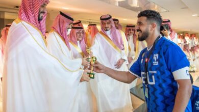 فريق الهلال السعودي يتوج بكأس الملك
