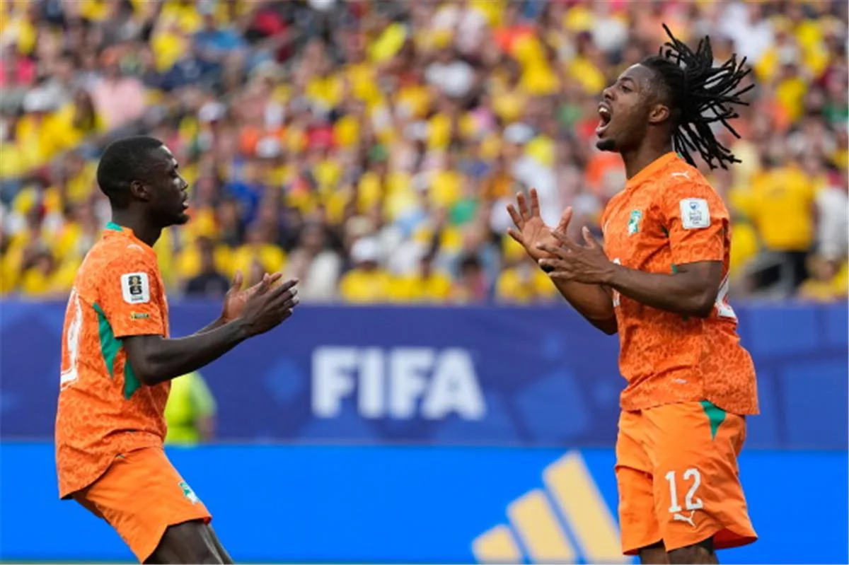 قبل مواجهة ألمانيا.. فضيحة مدوية تضرب صفوف منتخب كوت ديفوار في المونديال إيلي واهي لاعب كوت ديفوار