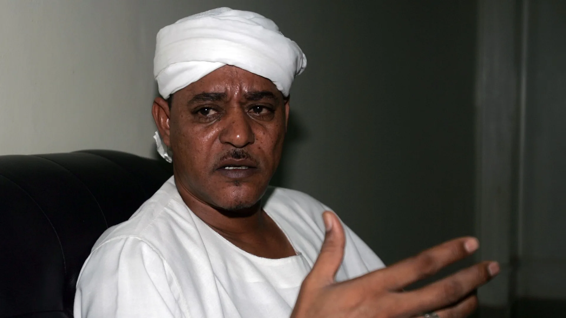 قوة عسكرية بقيادة الجنرال يس آدم مطر تنضم لمجلس الصحوة الثوري 9DEEBA0F 7922 42E1 BA09 7CAAB42B5A2D