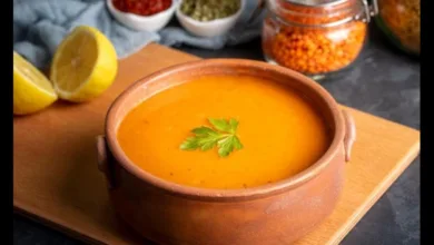 شوربة العدس على الطريقة المنزلية شوربة العدس