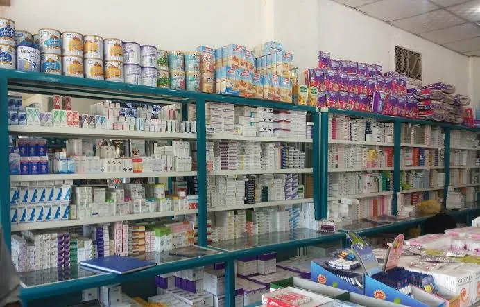 ارتفاع حاد في أسعار الأدوية بالسودان بعد تراجع الجنيه أمام الدولار صيدلية ادوية