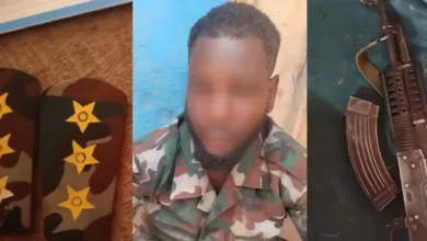 انتحل صفة نقيب وملازم شرطة معاً.. توقيف عسكري متورط مع الدعم السريع في بحري نقيب بالجيش