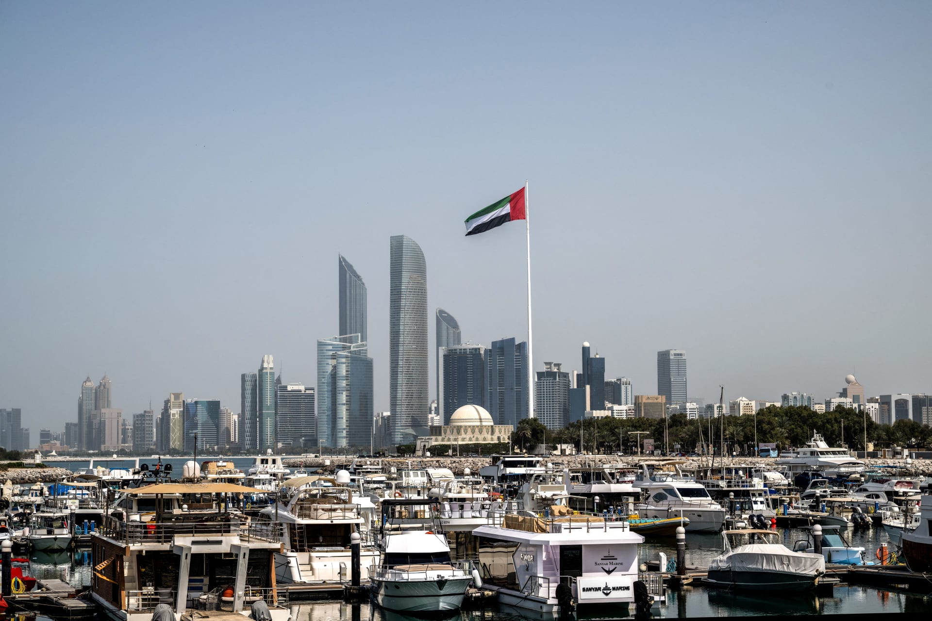 كندا تبلغ الإمارات بعدم جاهزيتها لاستثمارات بقيمة 70 مليار دولار الامارات