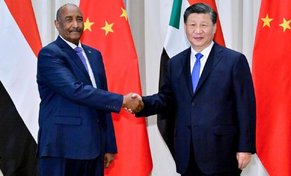 كاميرون هدسون يعلق على اتفاق الصين للتعدين في السودان البرهان والرئيس الصيني