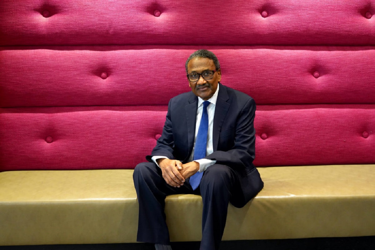 السفير السوداني السابق في واشنطن يعود إلى الخرطوم لطرح رؤية جديدة بشأن الأزمة السفير السابق نور الدين ساتي