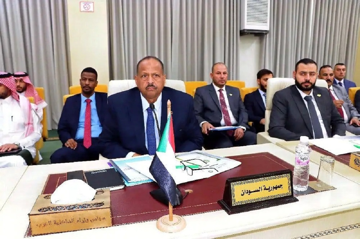 وفاة مفاجئة لمدير الجوازات السودانية أثناء مشاركته في اجتماع وزراء الداخلية العرب عبد المحمود العوض