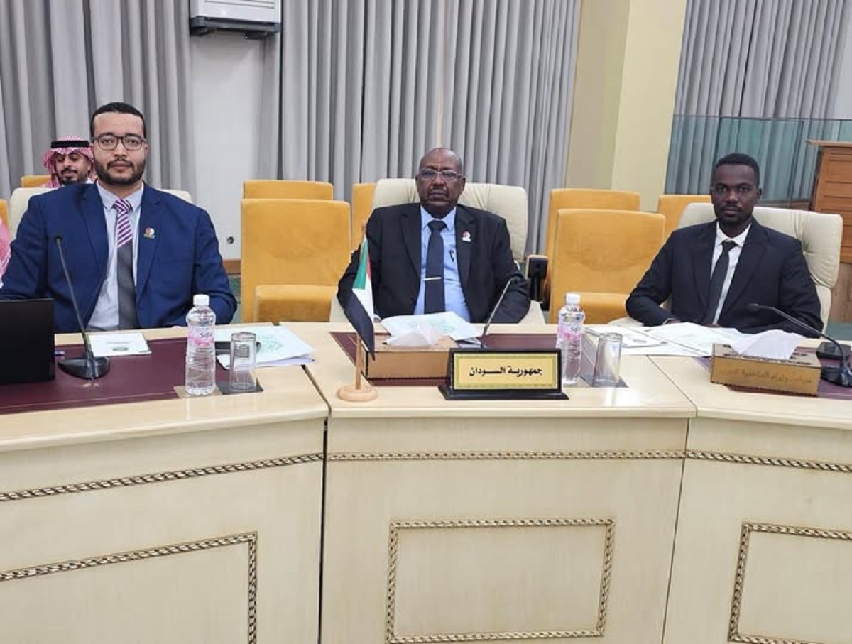 السودان يشارك في اجتماع عربي لمواجهة الجرائم السيبرانية وفد السودان 1