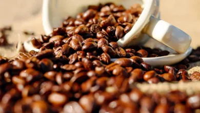 صورة توضيحية للبن والقهوة