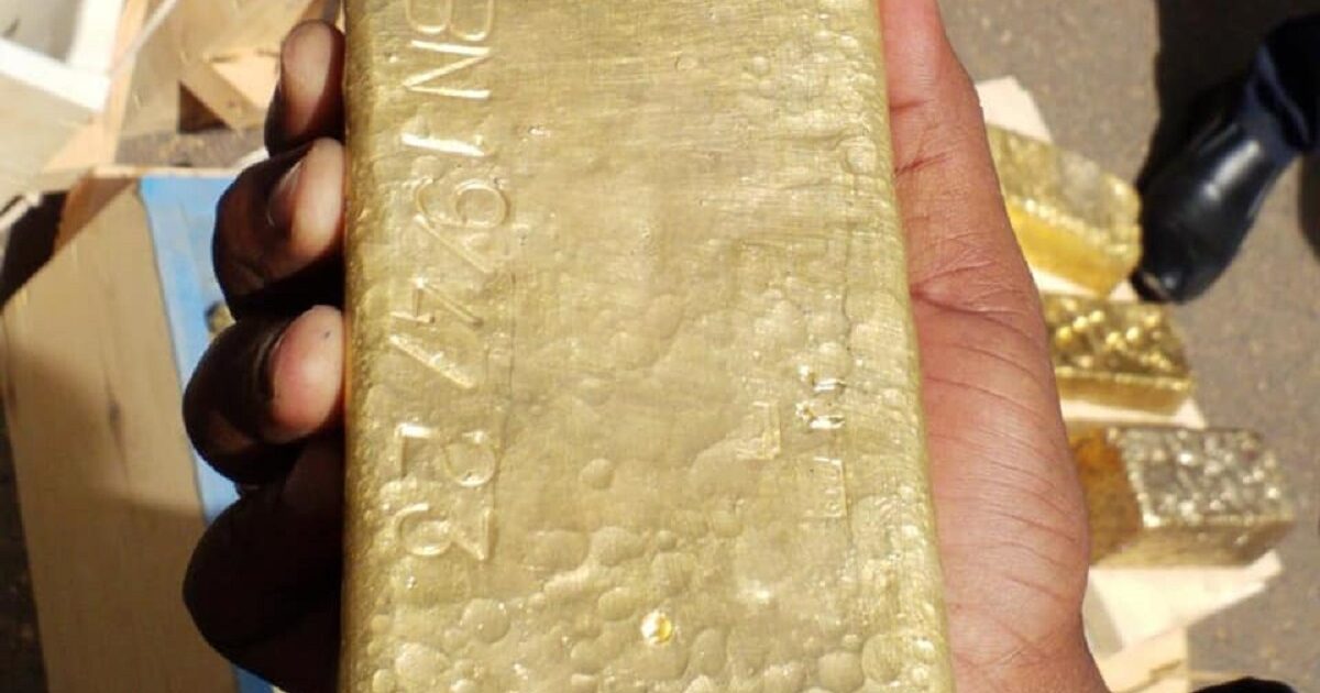 عقوبات بريطانية تطال شركات في الإمارات وأفرادًا على خلفية الحرب في السودان تجارة الذهب