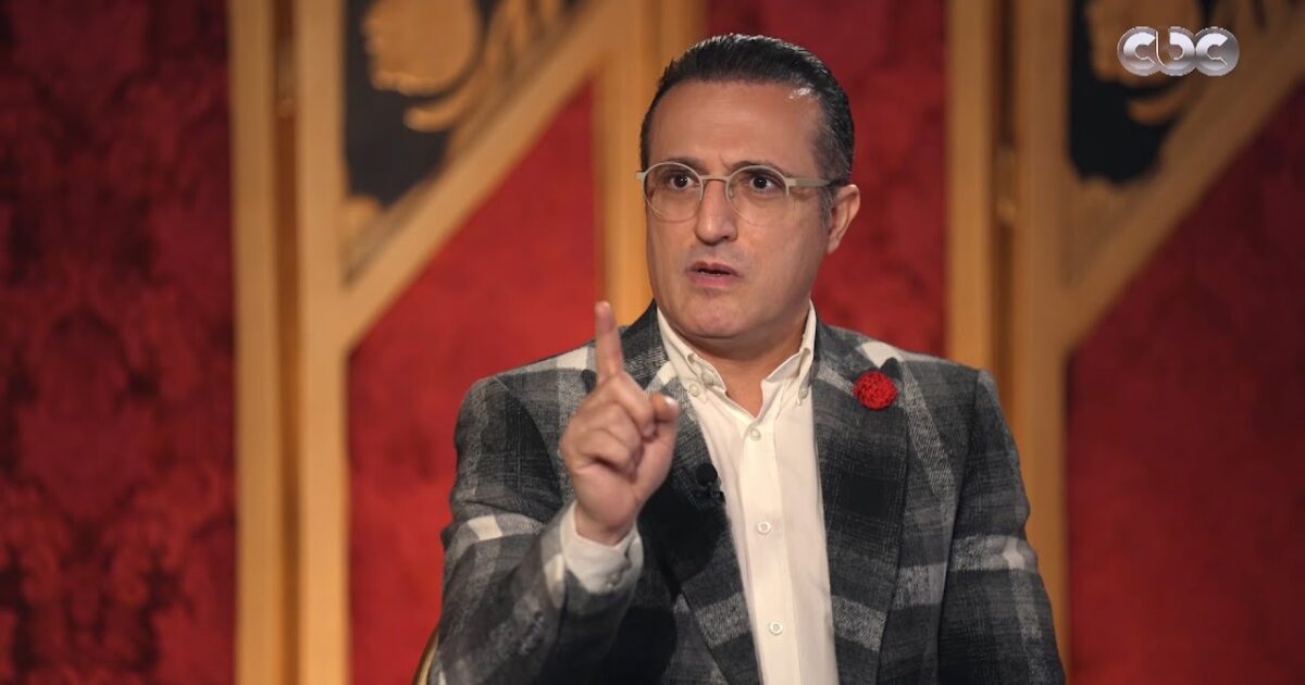 مذيع مصري يشيد بالشعب السوداني: يتميز بالأمانة والأخلاق ويستحق السلام شريف مدكور