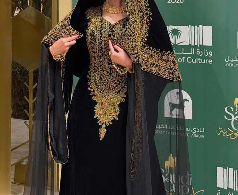 كيف تعيد العلامات السعودية تعريف الرفاهية المحتشمة ازياء سعودية