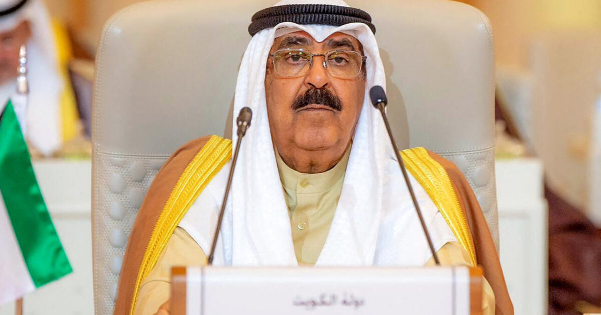 أمير الكويت يتسلم رسالة خطية من رئيس مجلس السيادة السوداني بشأن العلاقات الثنائية وسبل تعزيزها امير الكويت الشيخ مشعل الاحمد الجابر الصباح