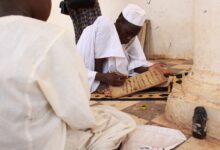 اللوح والدواية في خلاوى القرآن.. إرث تعليمي وروحانية تتوارثها الأجيال في السودان خلاوي القران