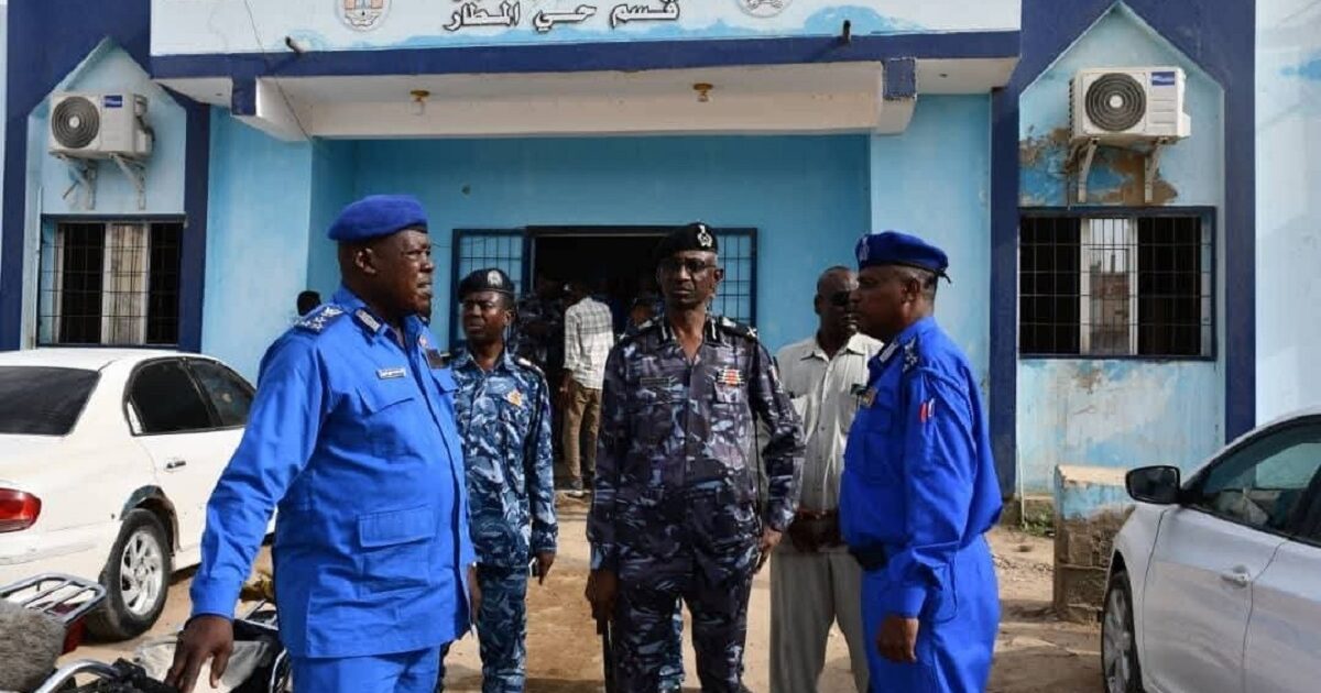 مباحث بورتسودان تضبط وكراً للمسروقات والمخدرات بحي شقر مباحث شرطة بورتسودان
