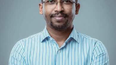 الكاتب محمد عبيد