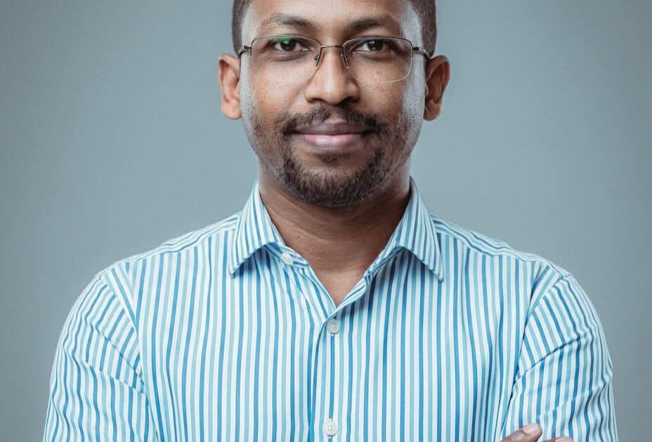 محمد عبيد يكتب: عزيزي المغترب... كيف تنجو في أهم سنين عمرك؟ FB IMG 1789322805711