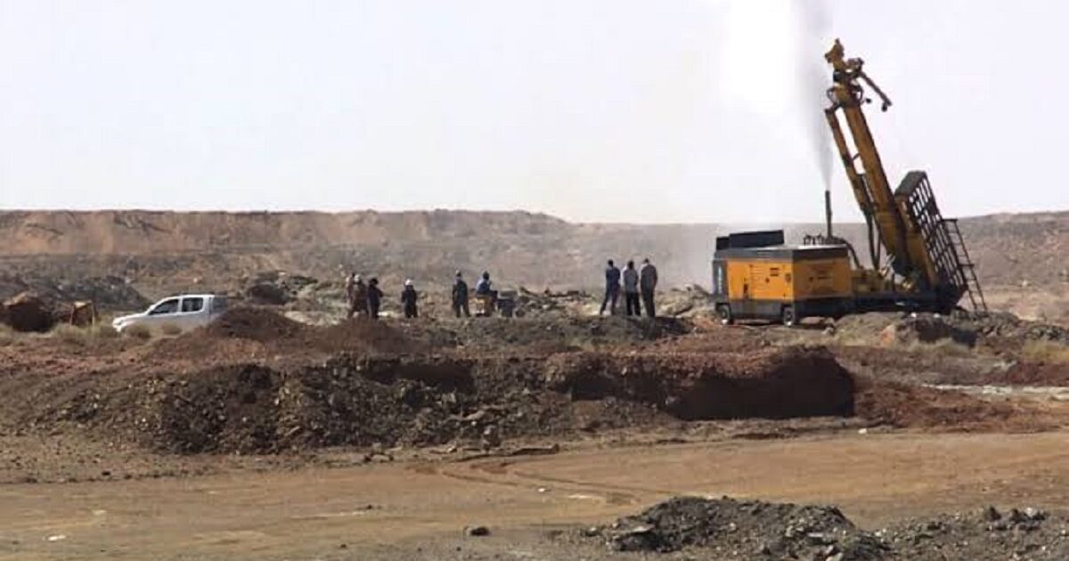 شركات تعدين في السودان تهدد بوقف إنتاج الذهب تعدين