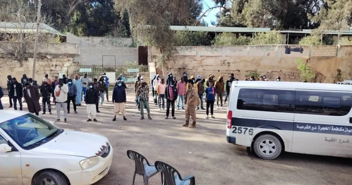 جهاز مكافحة الهجرة ببنغازي يعلن ترحيل 62 مهاجراً سودانياً جهاز مكافحة الهجرة ببنغازي