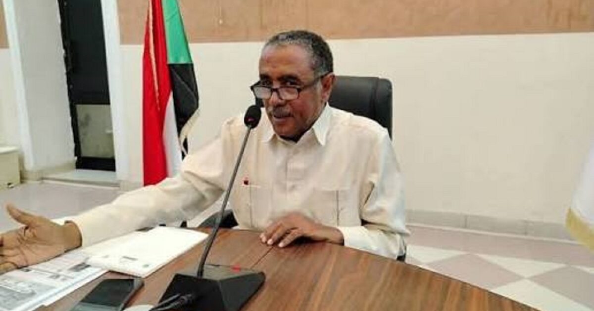 والي الخرطوم يوجه بإسراع حصر متأخرات المعلمين والي الخرطوم بالإنابة احمد مصطفى