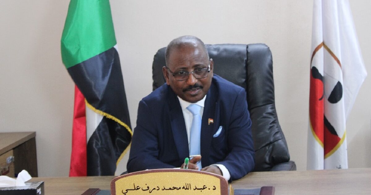وزير العدل يعلن ضمانات للمشاركين في الحوار السوداني السوداني وزير العدل السوداني عبد الله محمد درف