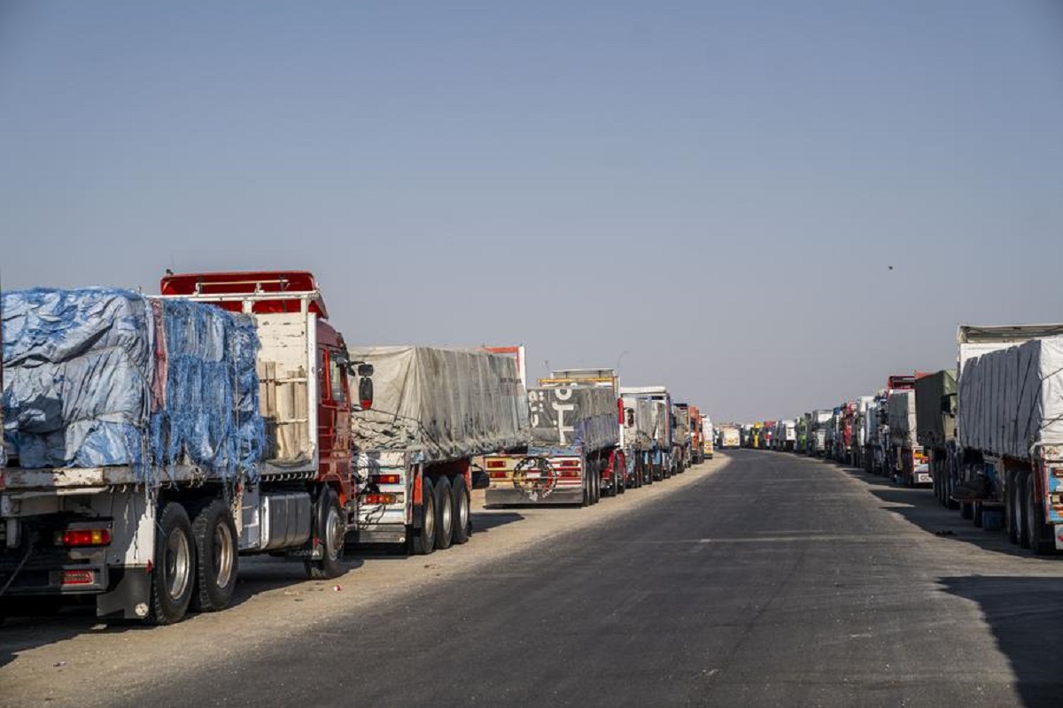 مصر توقف عبور الشاحنات للسودان لأجل غير مسمى شاحنات - مصر توقف عبور الشاحنات للسودان لأجل غير مسمى