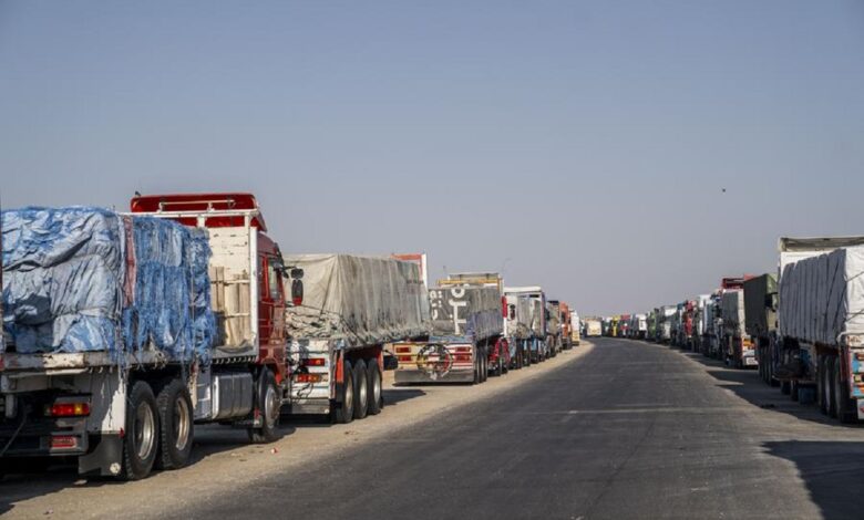 مصر توقف عبور الشاحنات للسودان لأجل غير مسمى شاحنات - مصر توقف عبور الشاحنات للسودان لأجل غير مسمى